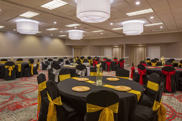 mcofp-international-ballroom-5447-hor-clsc.jpg