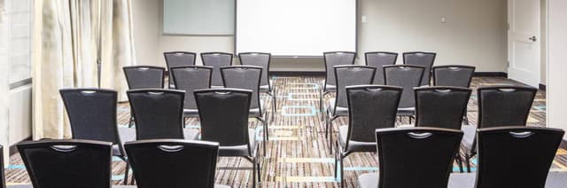 mcotw-meeting-0046-hor-pano.jpg