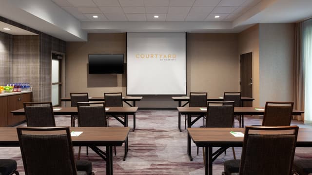 mcocw-classroom-2291-hor-wide (1).jpg