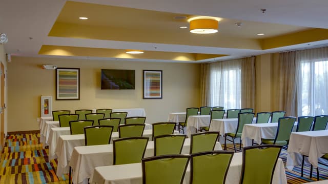 tixfi-conference-0035-hor-wide.jpg