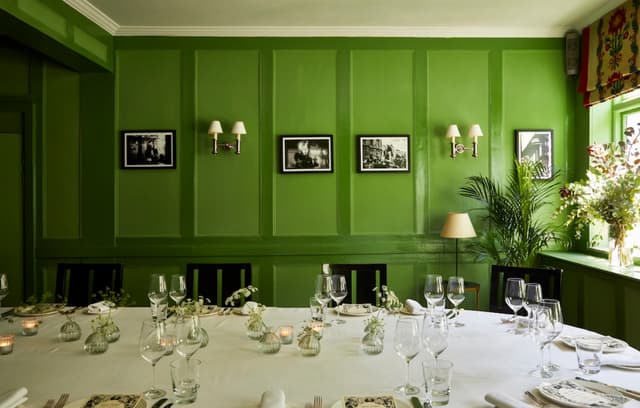 Quo-Vadis-Private-Dining-Room-Image4-The-Marx-Room-1.jpg