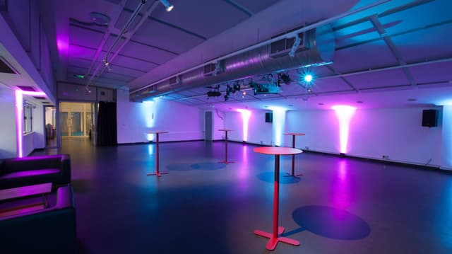 Venue-2-c.jpg