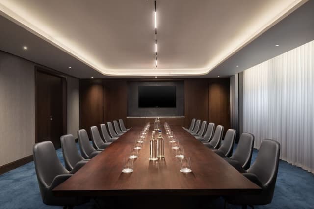 Executive Boardroom	