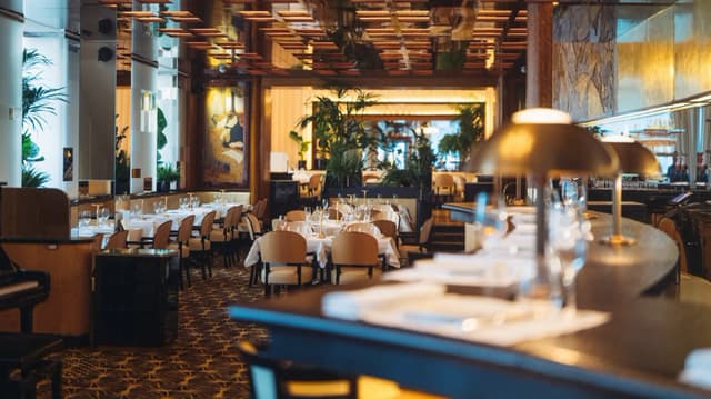 plaza-athenee-le-relais-plaza-restaurant.jpg