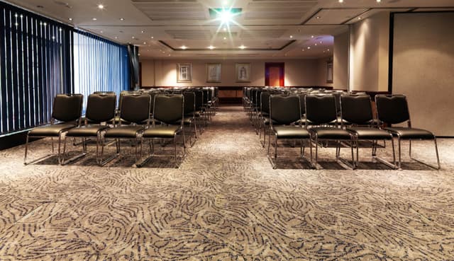 leonardoroyalhotellondoncity7.jpg