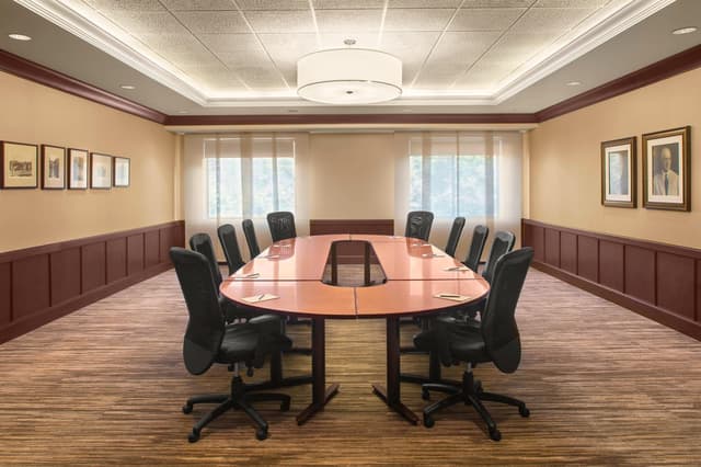 Vaughn Boardroom