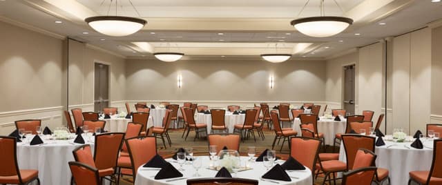 bdlet-meeting-room-ballroom.jpg