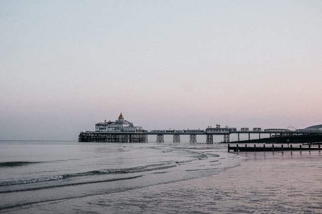 Eastbourne_Pier_Emma_Croman.jpg