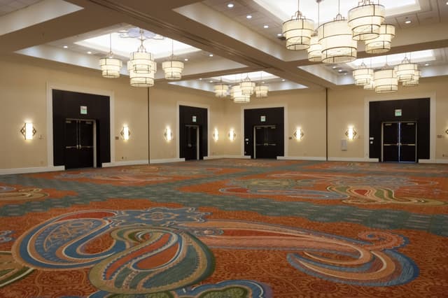 chsmc-ballroom-0116-hor-clsc.jpg