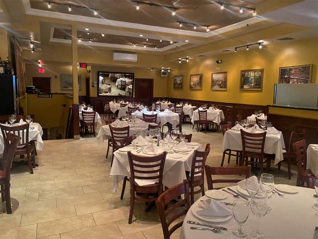 chazz white plains indoor 1.jpg