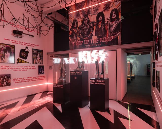 KISS Pop Up Experience