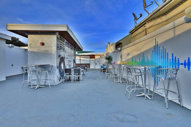 rooftop3.jpg
