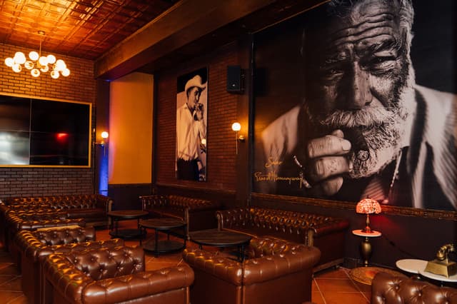 Sala'o private cigar lounge