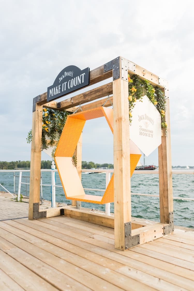 Jack Daniel's Honeycomb Swing