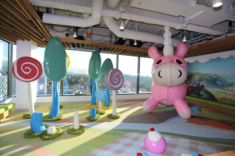 Valve Pyroland Playspace