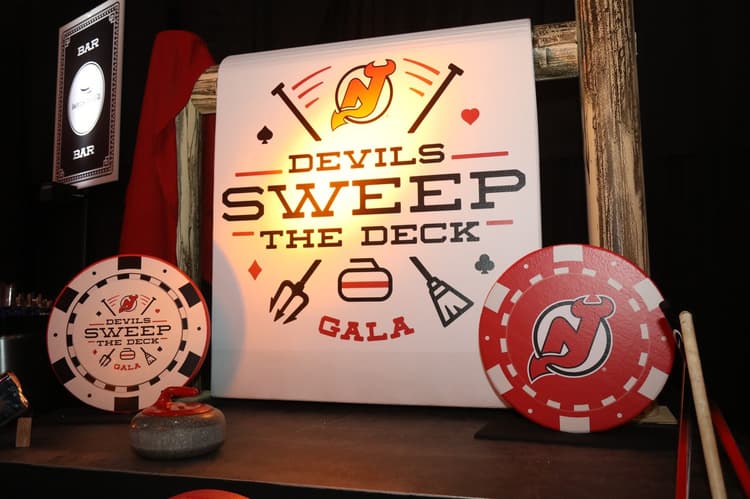 NJ Devil's Sweep The Deck- Casino Night