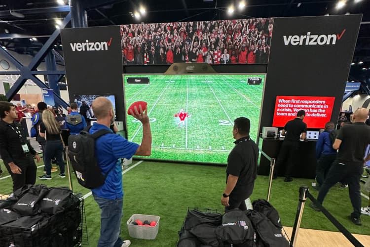 Verizon's Custom Football Experience