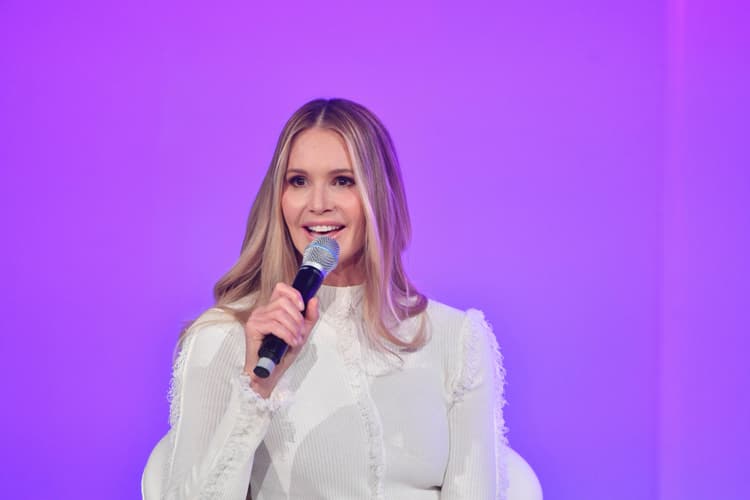 Elle Macpherson | Best Brands 2024