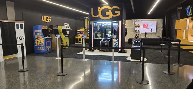 UGG Icon Arcade Pop Up