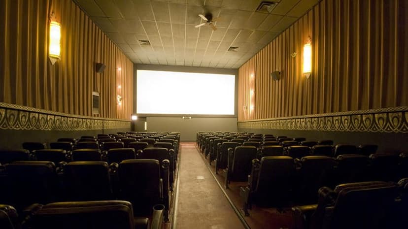 The 10 Most Unique Movie Theaters In Chicago