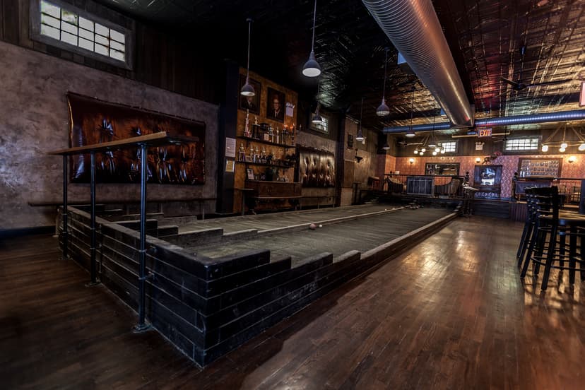 15 Great NYC Bars With Games