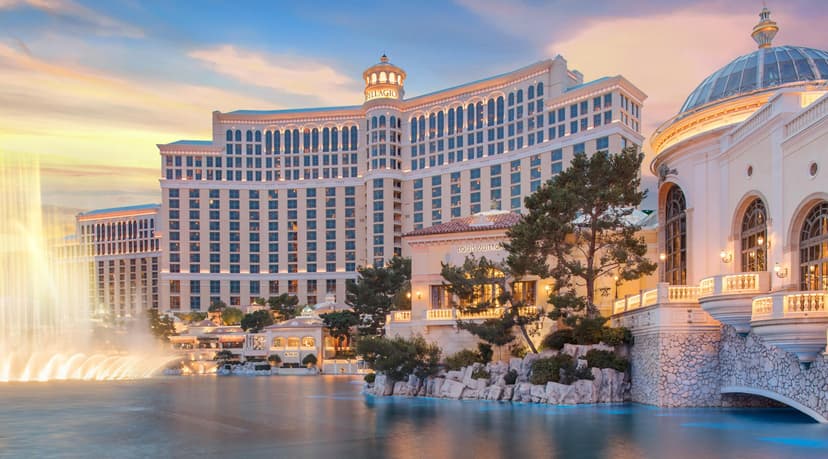 12 Best Las Vegas Hotels