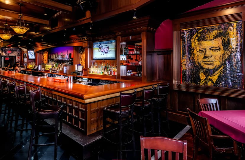 9 Best Spots In Boston To Watch The Action On Gameday