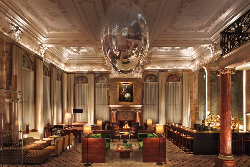 Your Well-Traveled Guide To The Poshest Hotels In London