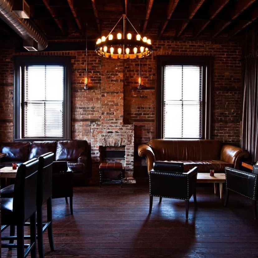 15 Best Bars in Charleston