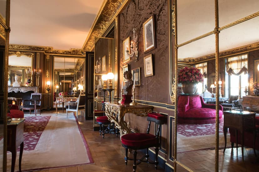 23 Best Luxury Hotels in Paris