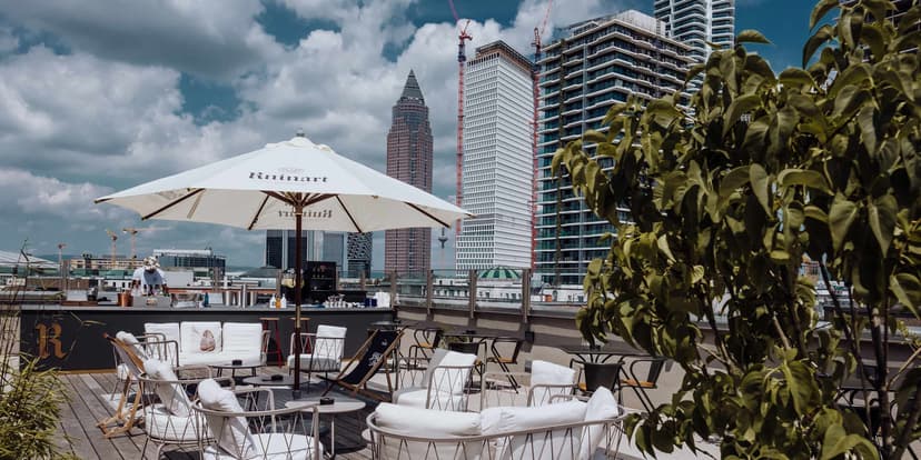 The 16 best rooftop bars in Frankfurt