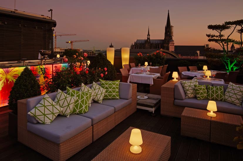 6 Best Rooftop Bars in Cologne