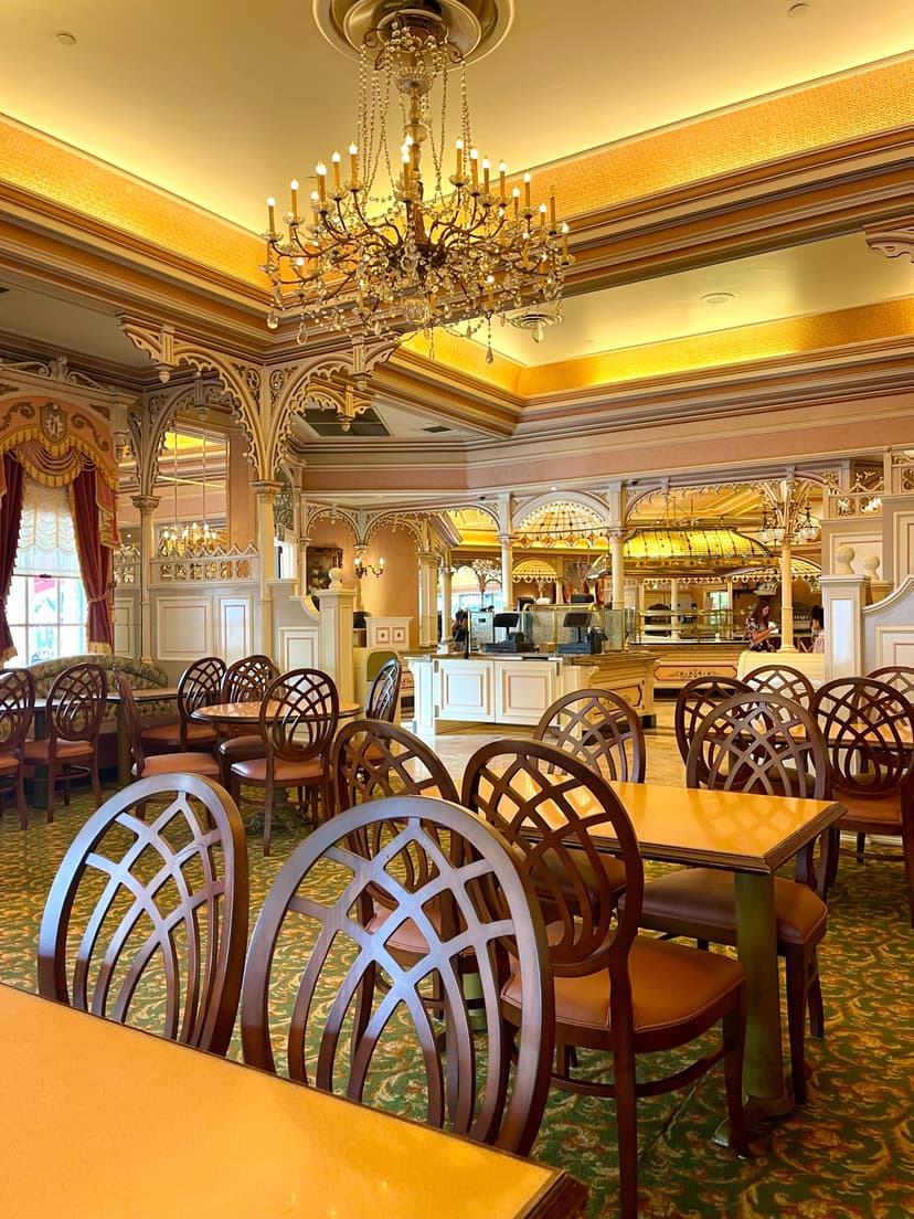 The best restaurants in Disneyland in 2023