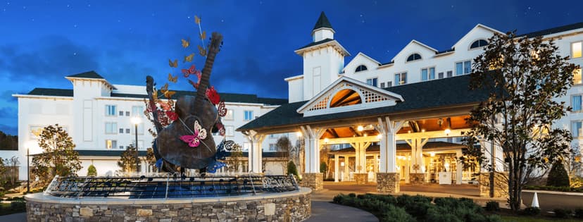 11 best hotels near Dollywood