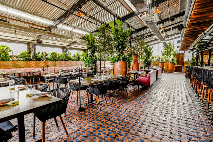 The 5 Best Rooftop Restaurants & Bars In Dallas 2023