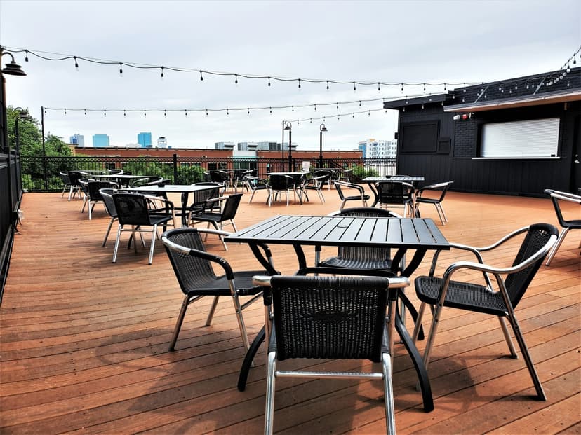 6 Best Rooftop Bars in Fort Worth