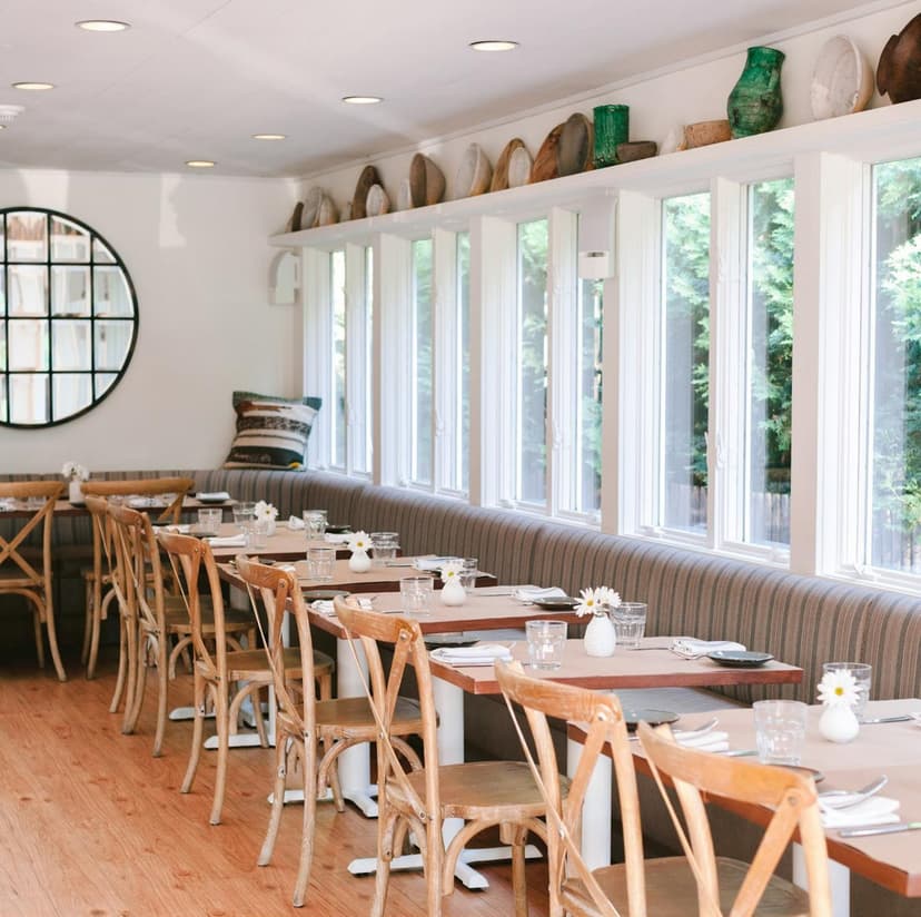 9 Glorious Dining Spots in the Hamptons for Fall