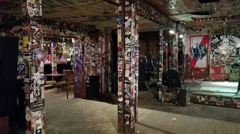 A Guide to Charlotte's Live Music Venues