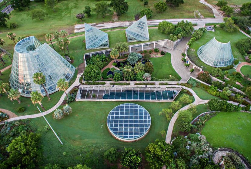 Seven Standout Greenhouses
