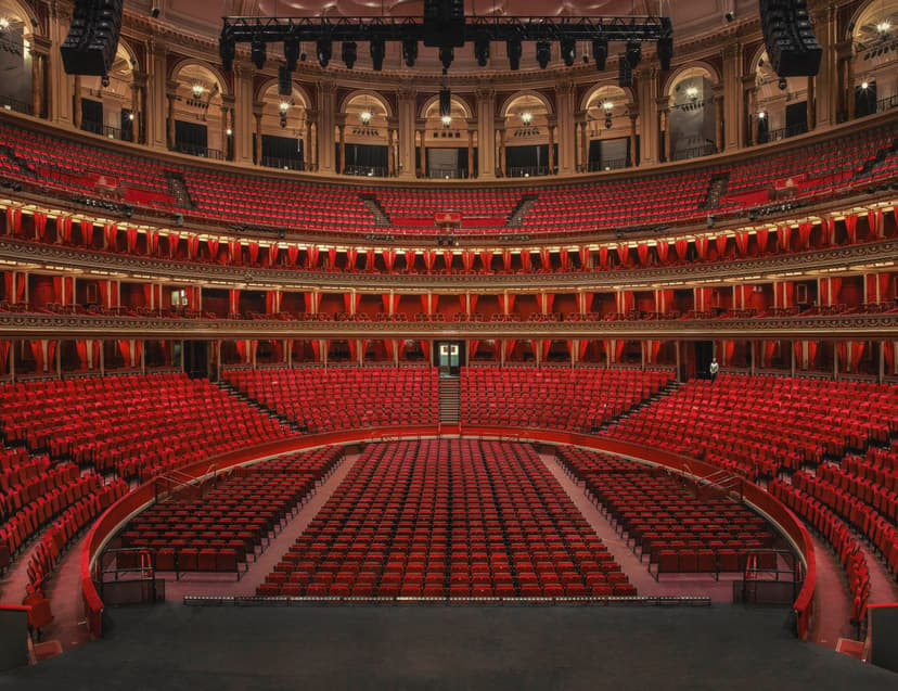 These Are the World’s Prettiest Theaters