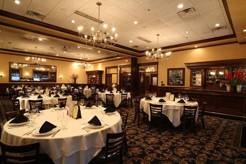 11 Incredible Italian Restaurants In Philly That’ll Transport You To Rome