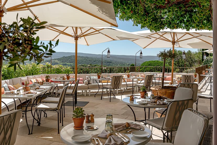 The Best Hotels In Provence, From Charming Inns To Majestic Hilltop Estates
