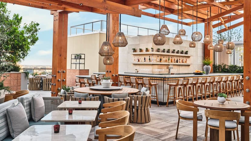 6 Best Rooftop Restaurants In L.A. (1)