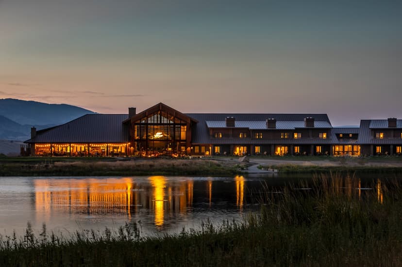 The Chicest Boutique Hotels and Glamping Stays Near U.S. National Parks