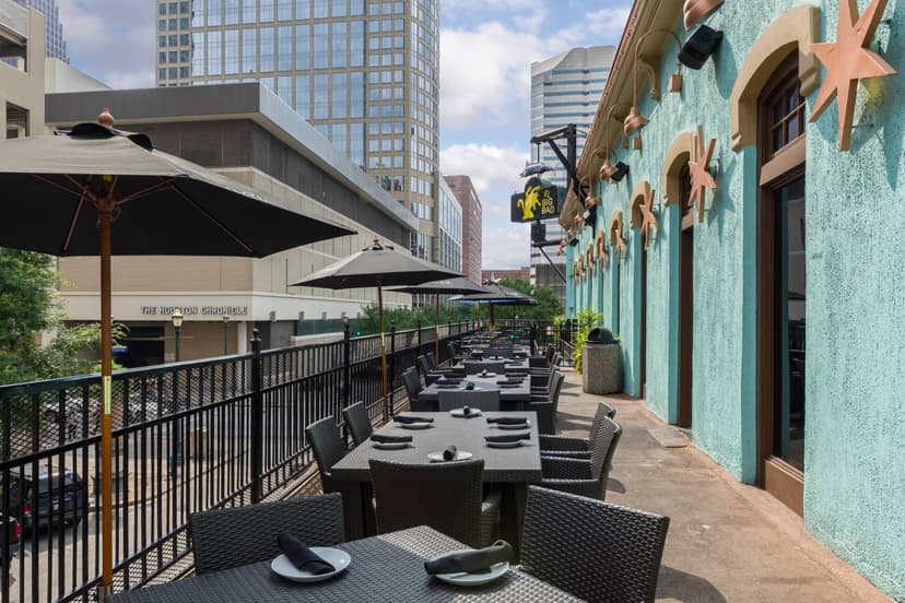 20 Best Rooftop Bars in Houston