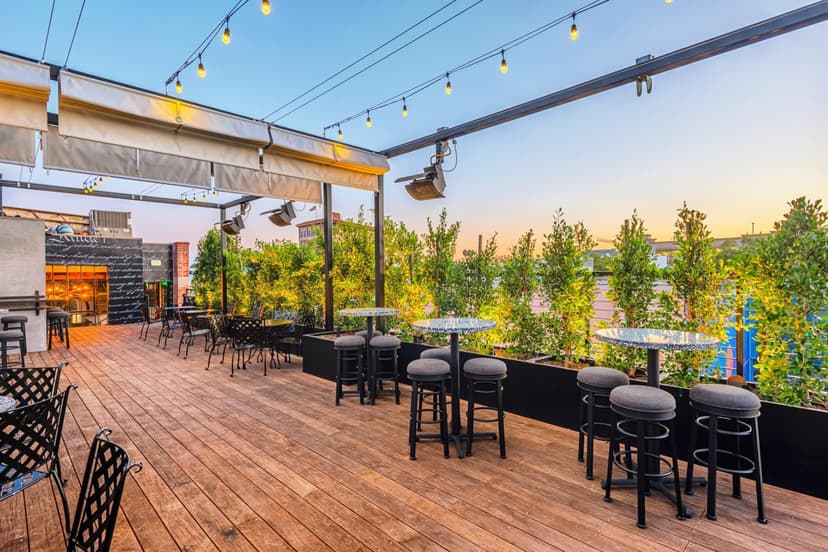 The 16 Best Rooftop Bars For Sweeping Views Of L.A.