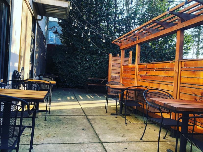 Where to Drink and Dine in Portland’s Kenton Neighborhood