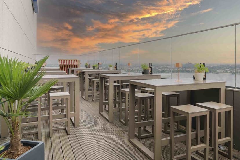 12 Best Rooftop Bars in Hamburg