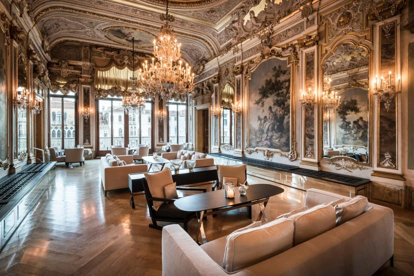 17 Best Hotels in Venice, From Palazzos to Hostels