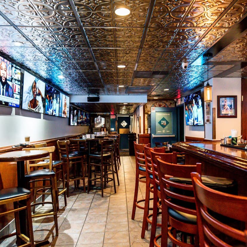 9 Best Sports Bars In D.C. Where You Can Watch The Big Game